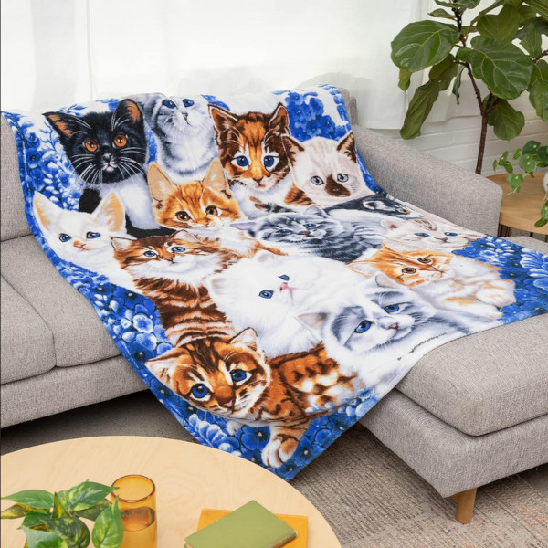 Cat-Themed Throw Blanket